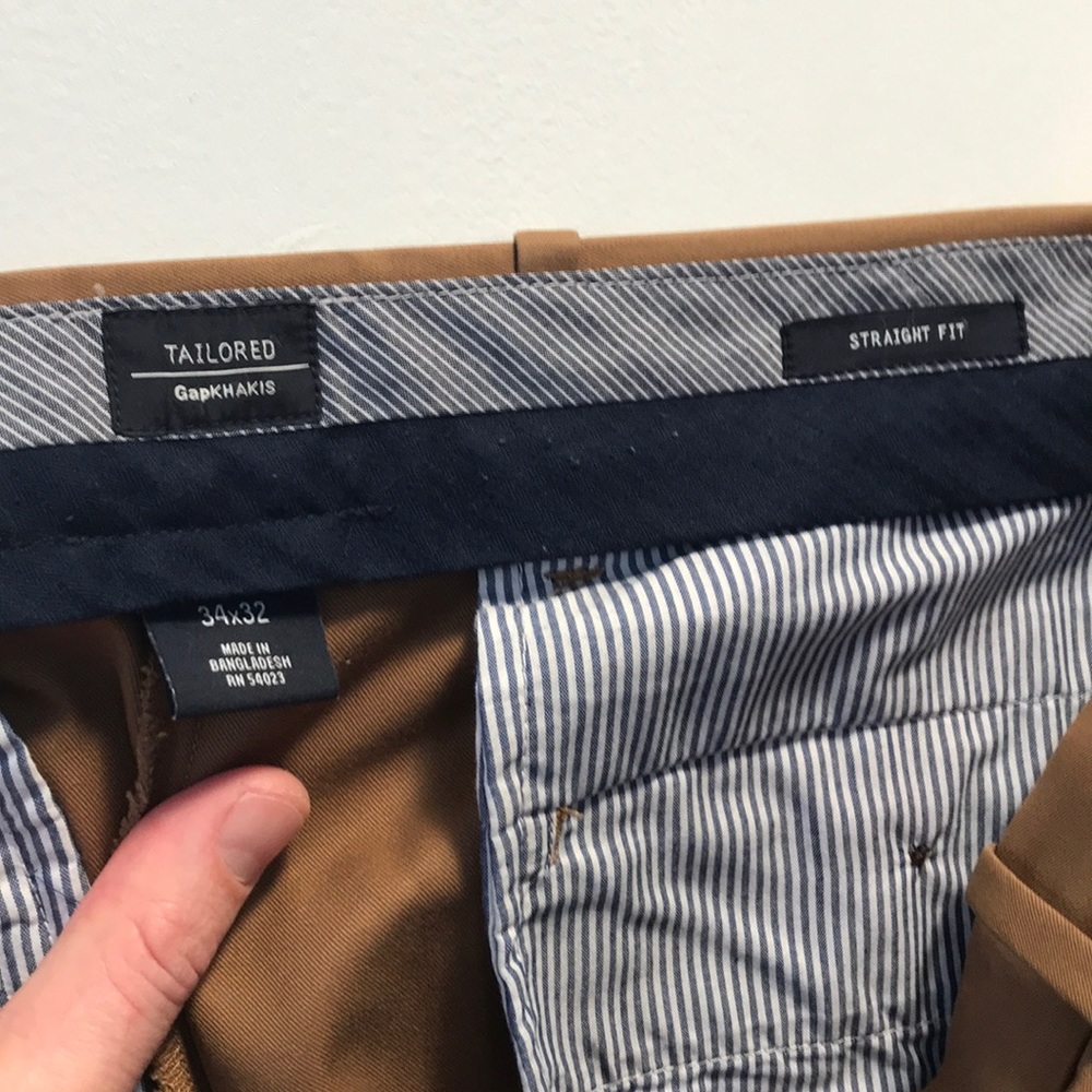 Gap khakis